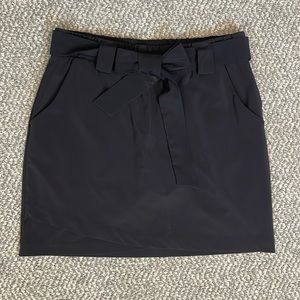Athleta Destination Skort with Belt Loops, Belt & Pockets. Small. Black.